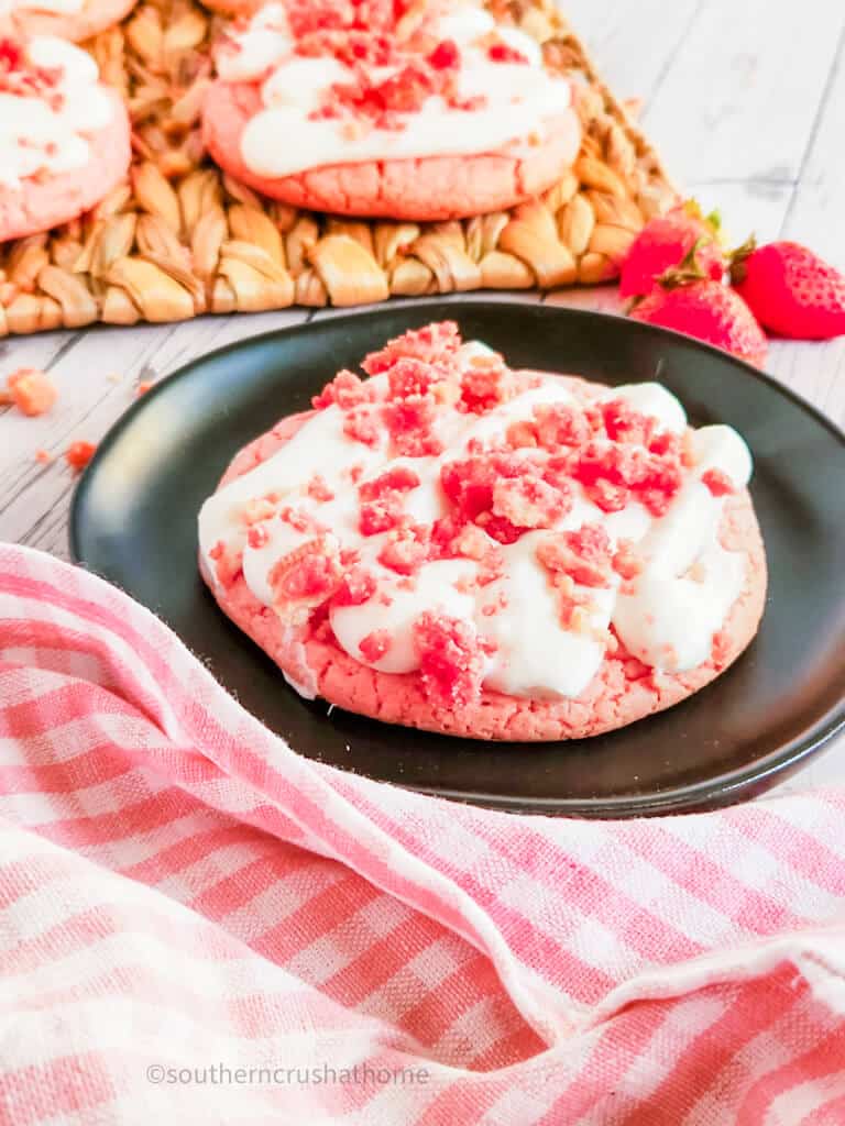 view of final copycat crumbl strawberry crunch cookie