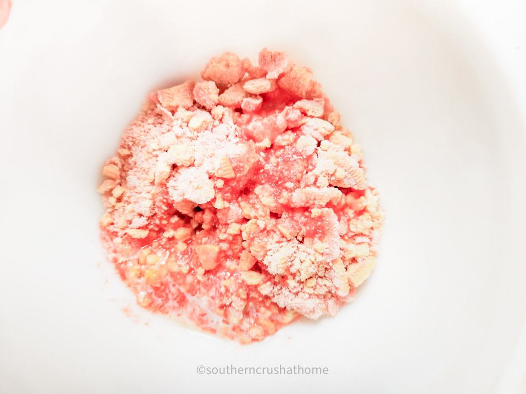 strawberry crunch topping