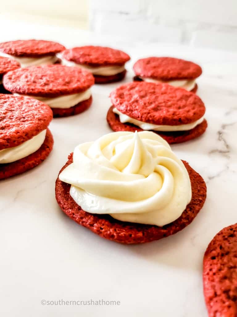 whoopie pie assembly