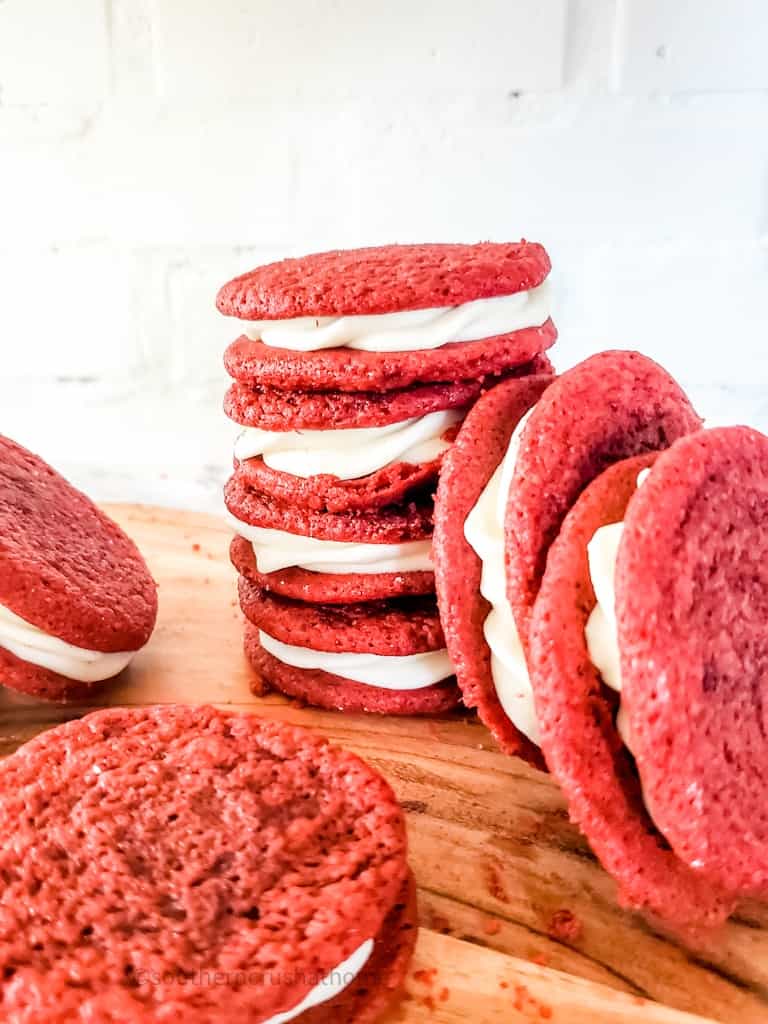 final Red Velvet Whoopie Pies