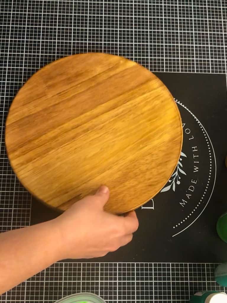 lazy susan for spinning project during Acrylic Pour Painting