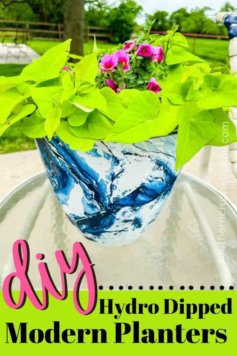 Easy Modern Planters: Hydro Dipping using Rust-Oleum Spray Paint