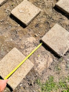 How to Make an Outdoor Garden Pathway Using Walkway Pavers