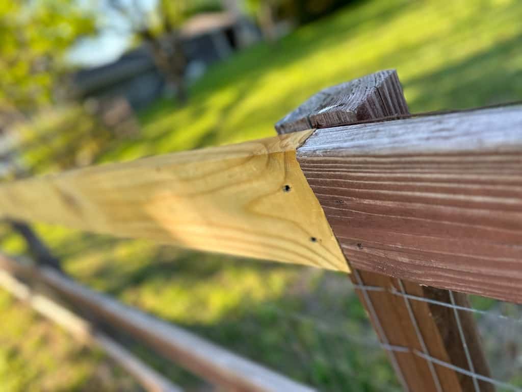 repairing wood fence before fence stain airless paint sprayer