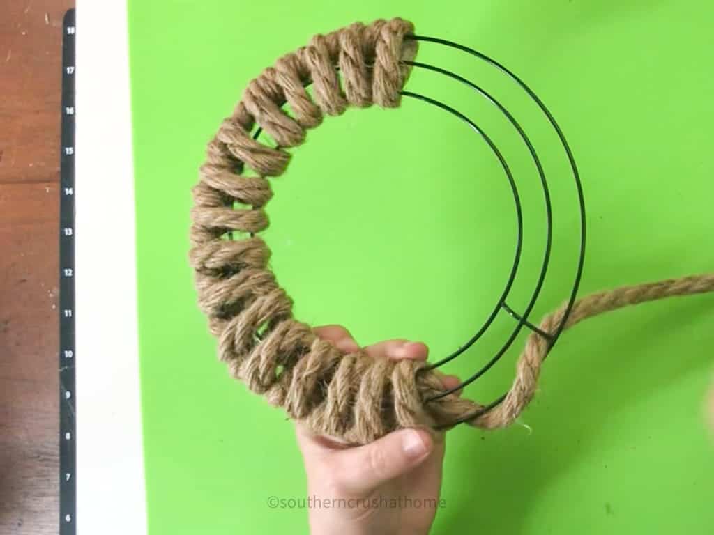 wrapping rope around wreath form short