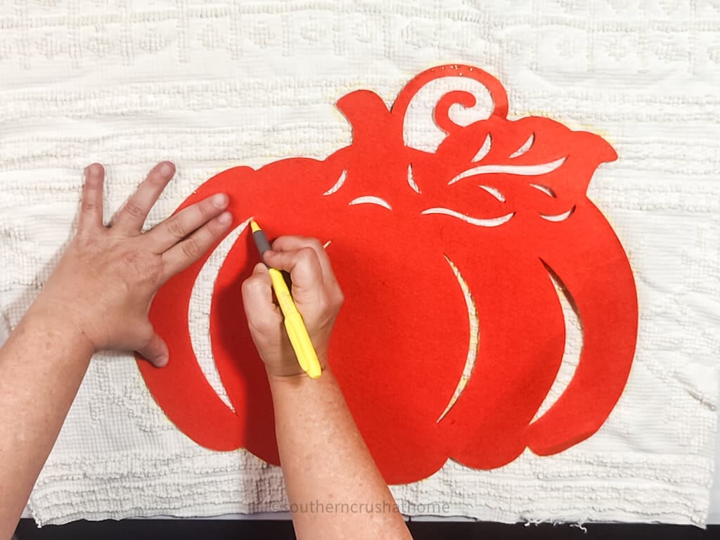tracing pumpkin onto chenille bedspread