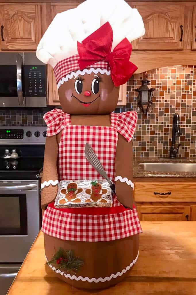 gingerbread man stacking pumpkins