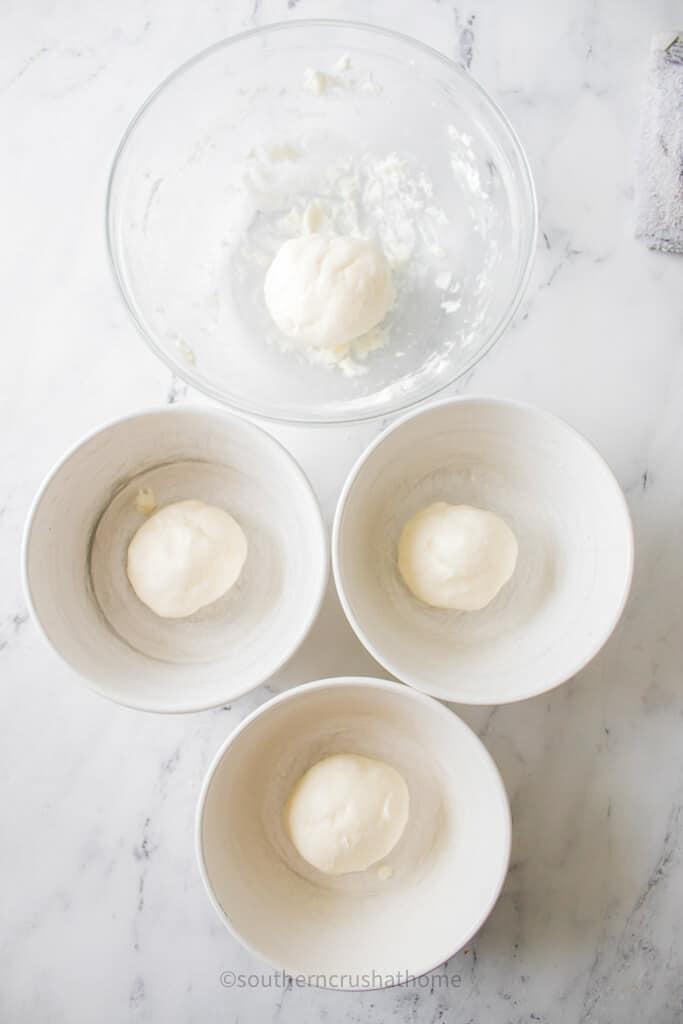 separating buttermints dough