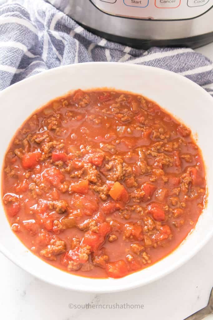 chili in bowl