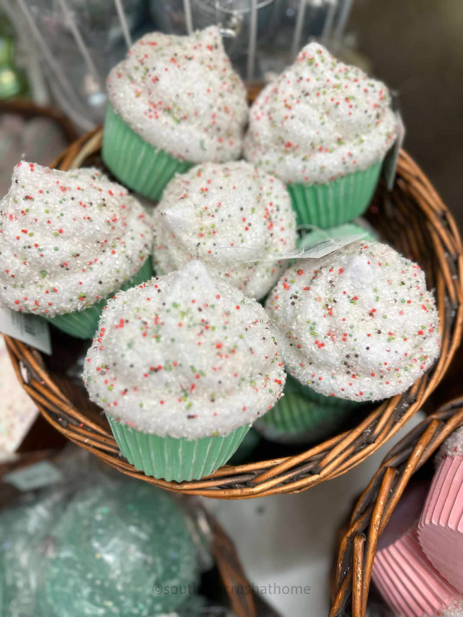 green cupcakes