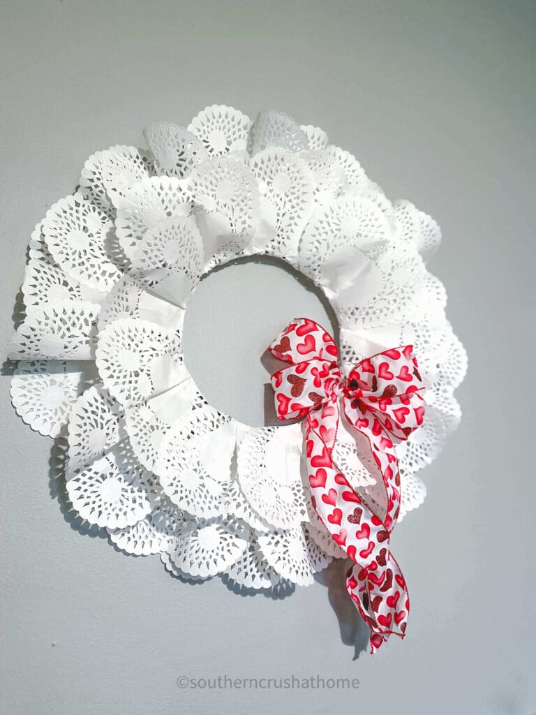 final view of Valentines Wreath with Doilies