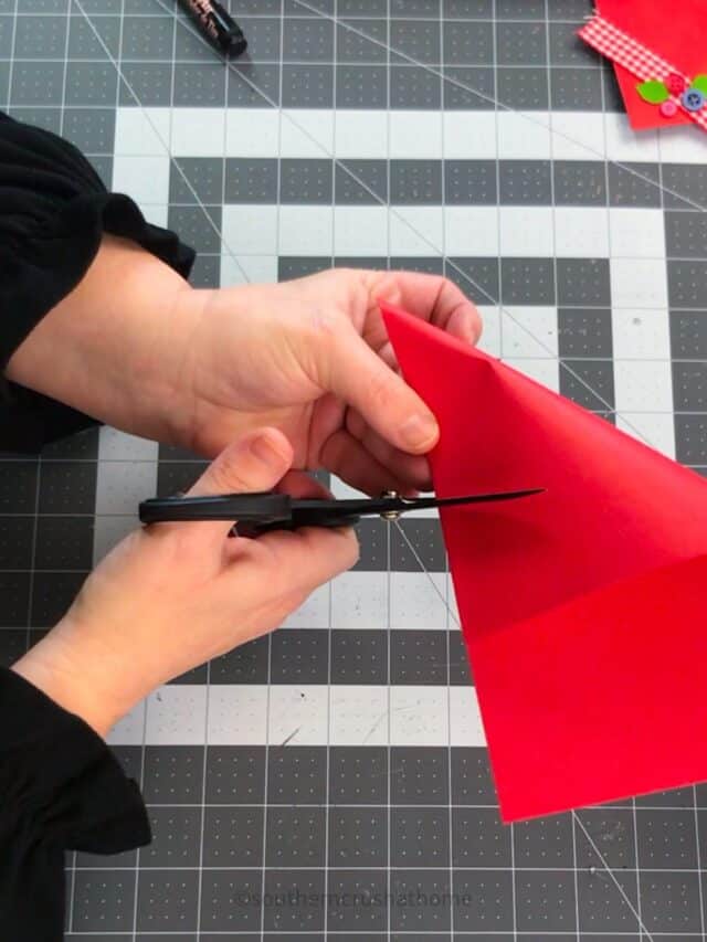 How to Make a Paper Heart Bookmark for Valentine's Day - Southern Crush ...