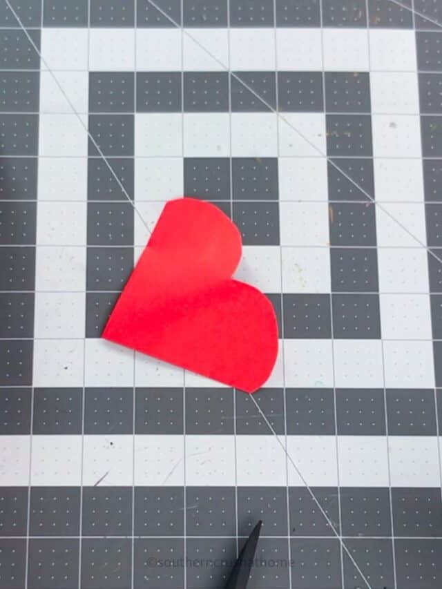 How to Make a Paper Heart Bookmark for Valentine's Day - Southern Crush ...