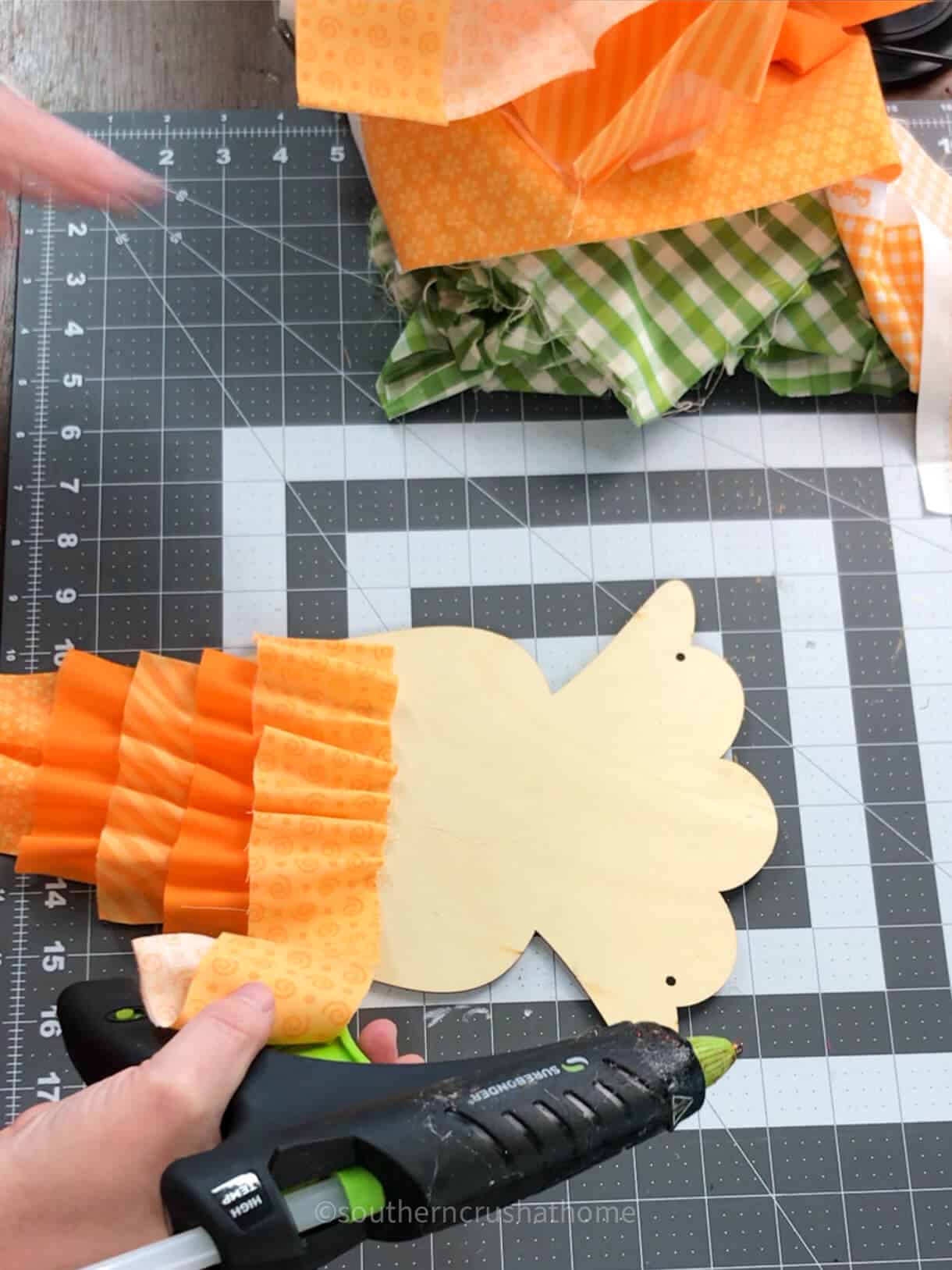 making ruffles on carrot