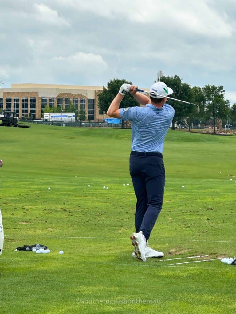 pga golf professionals playing golf