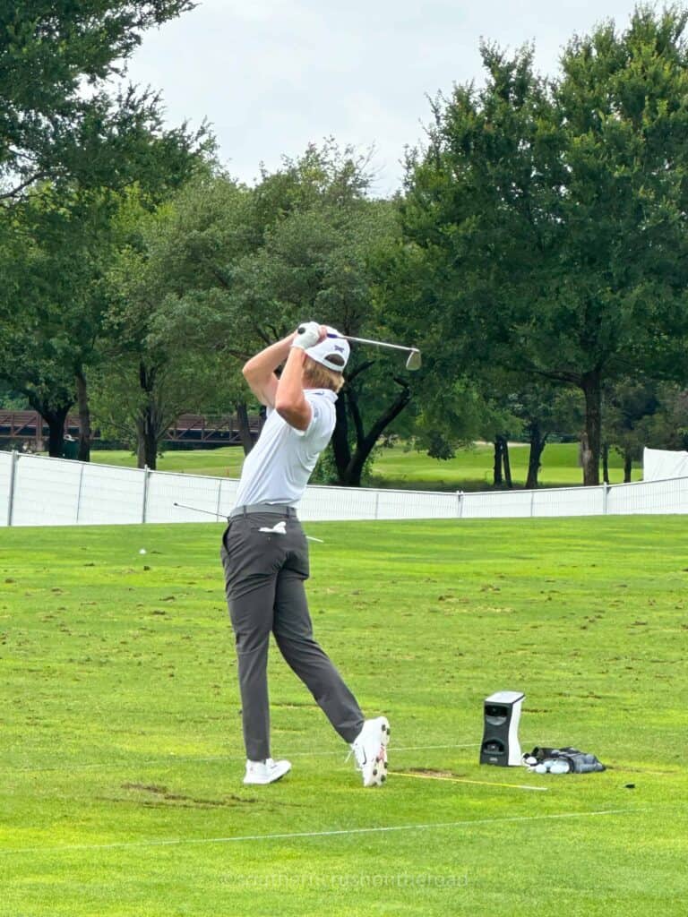 pga golf professionals playing golf