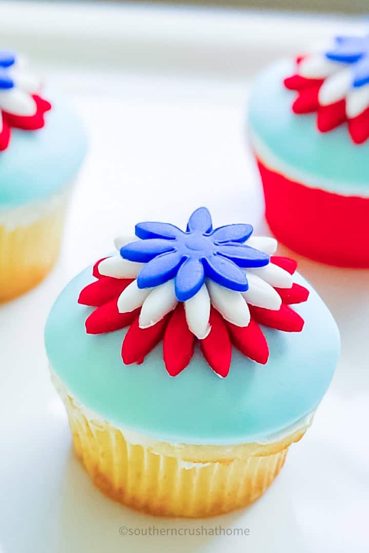 flower cupcakes