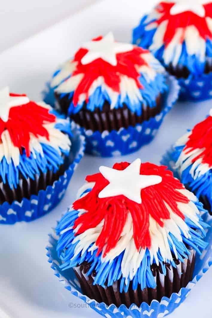fireworks cupcakes
