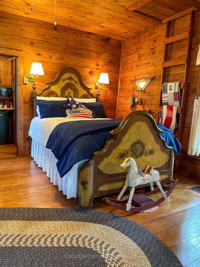view inside cherokee rose cabin