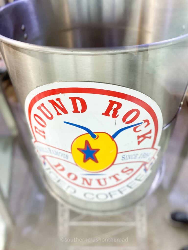 round rock donuts