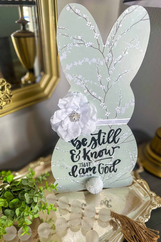 another view of easter bunny decor