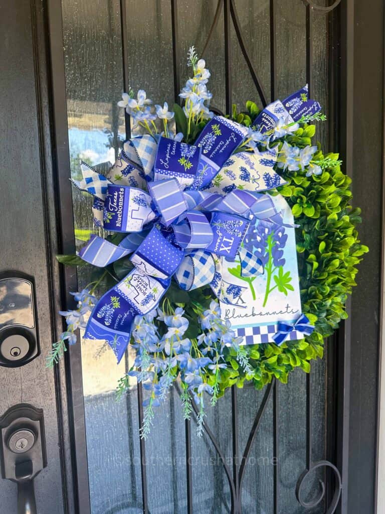 TX Bluebonnets Wreath on front door