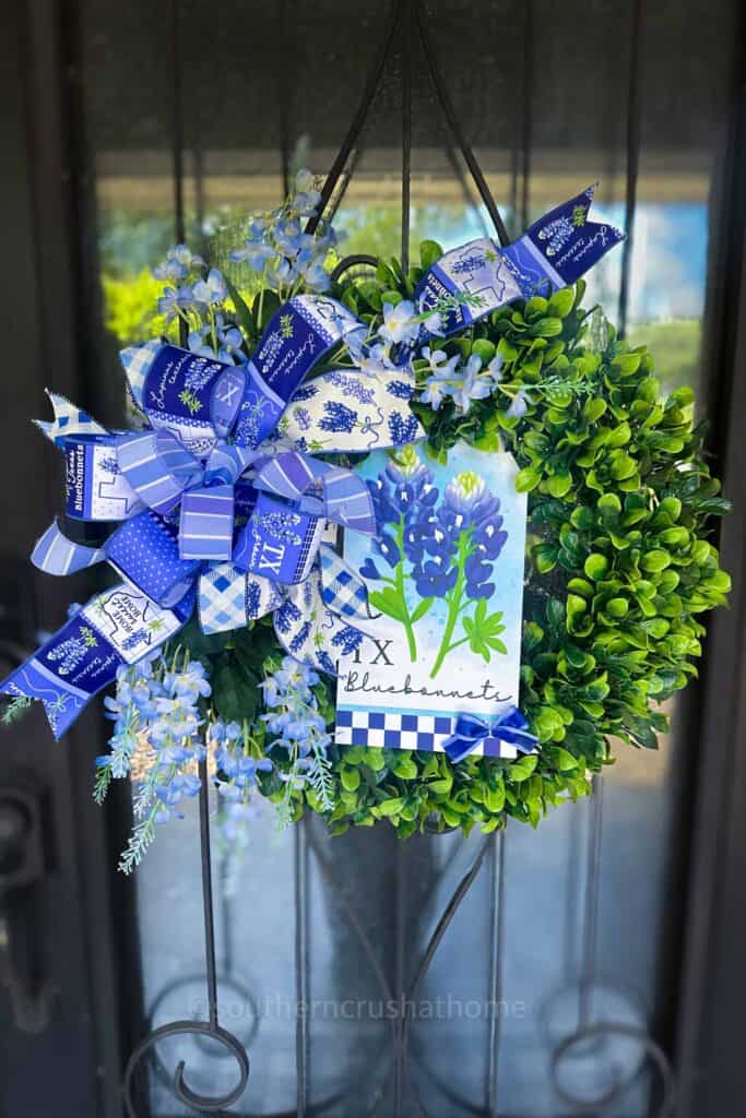 TX Bluebonnets Wreath on front door