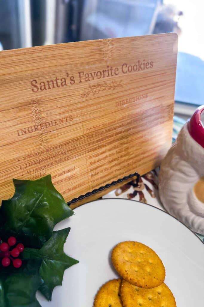 recipe card wooden cutting board