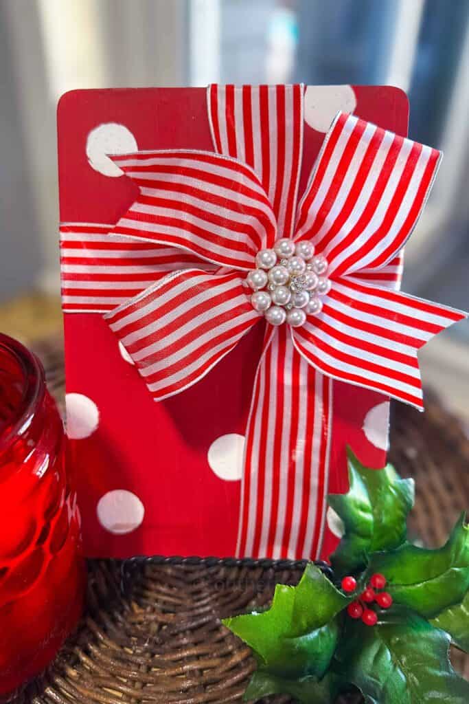 Gift wrapped cutting board with bow