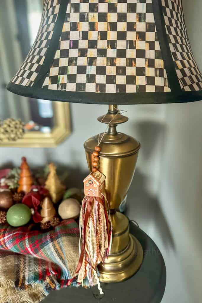 gingerbread house salt shaker tassel