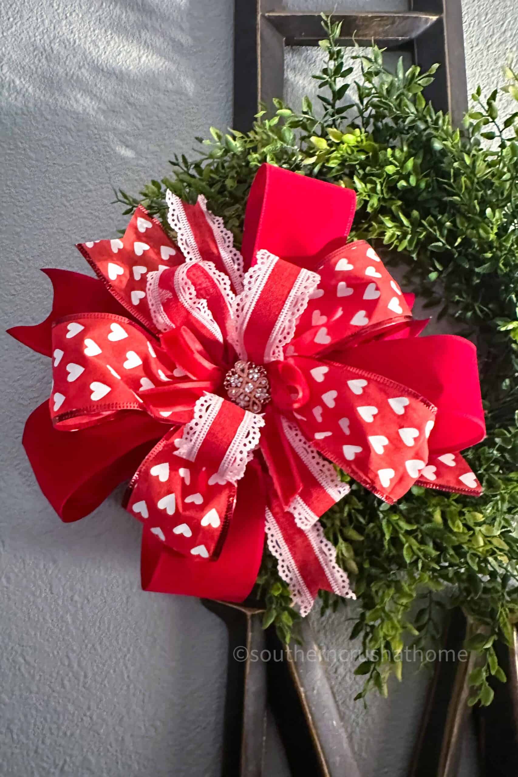 valentine loopy bow