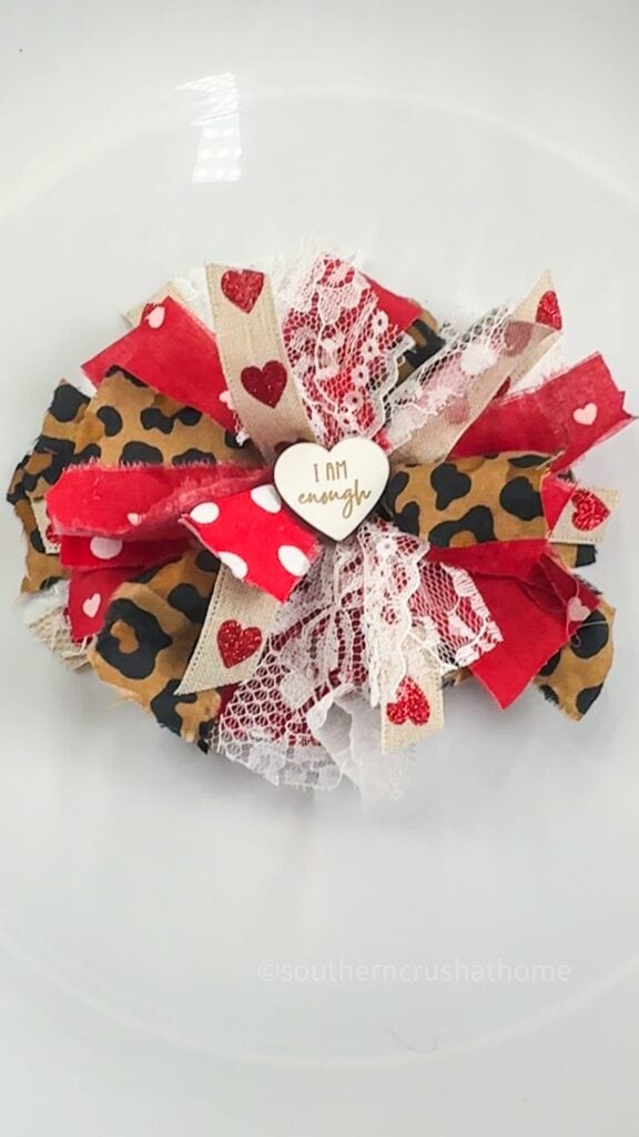valentine messy bow