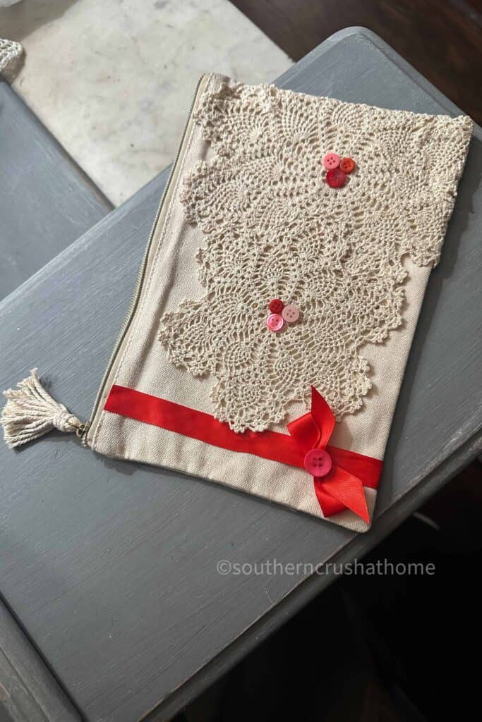 doily pouch