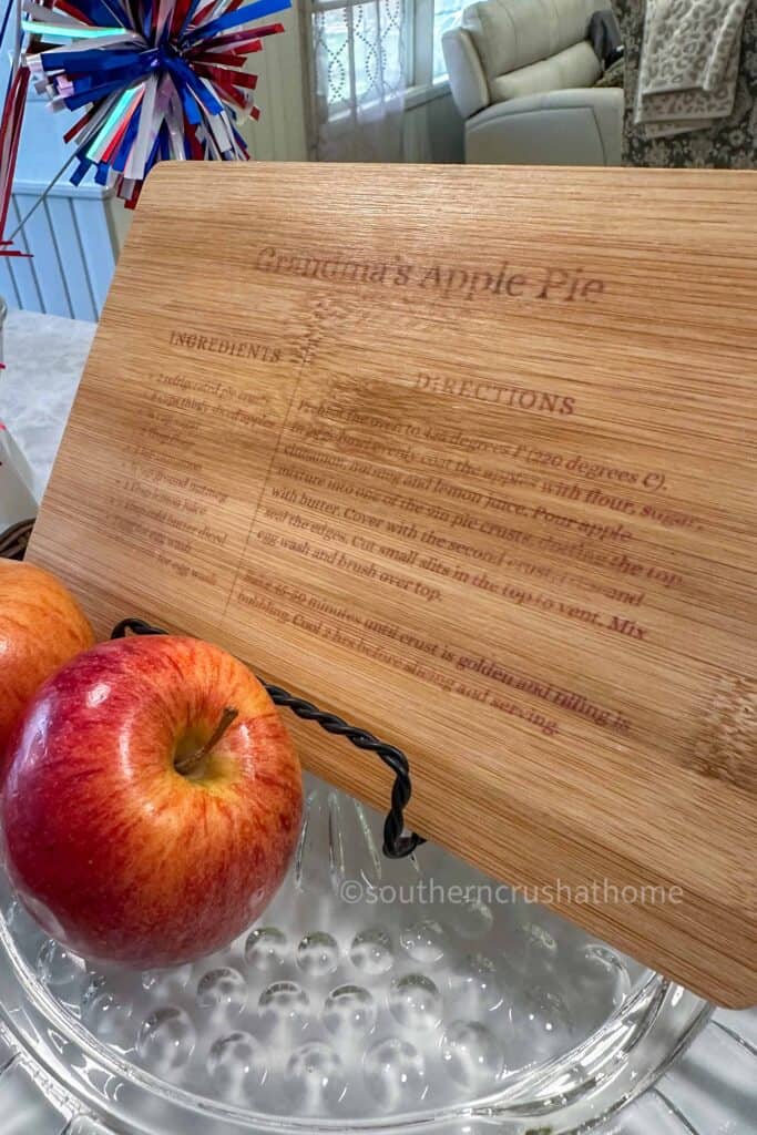 DT Cutting Board Patriotic Decor Recipe Card