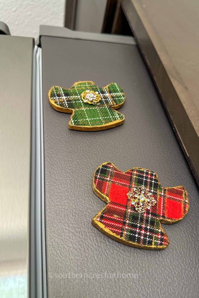 DIY Home Decor Christmas Fabric Crafts fridge magnets