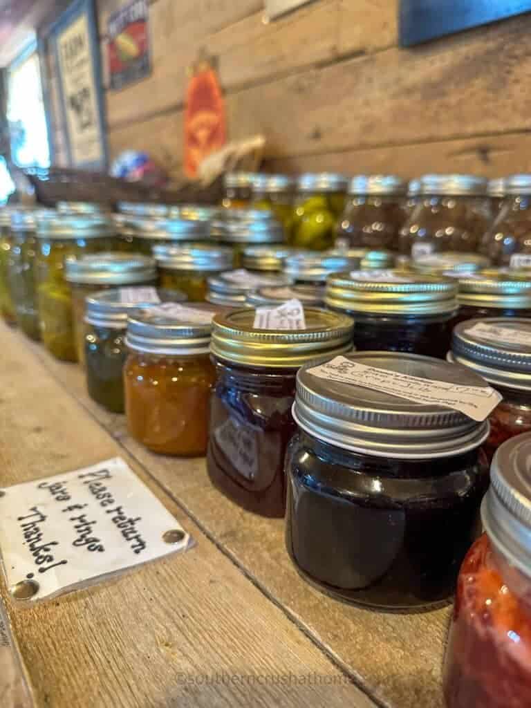 jellies and jams at Circle N Dairy store