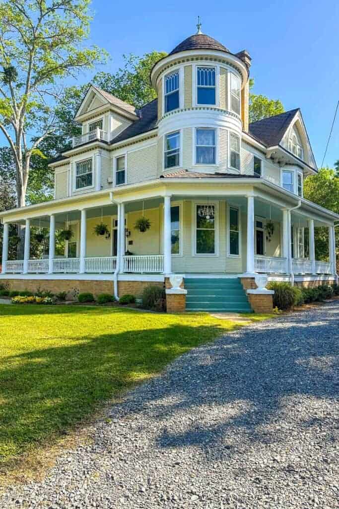 the Fuller House in Minden, Louisiana