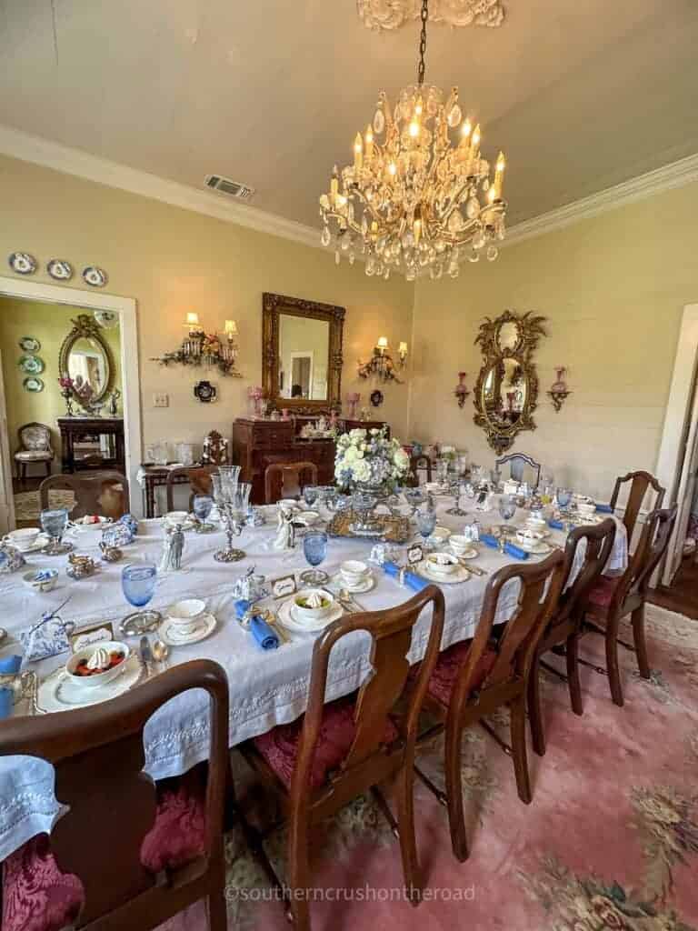 table set for tea at Roseland Plantation Ben Wheeler TX